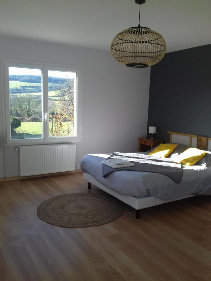 Agreable Chambre Meublee, Vue Sur La Vallee De L'Auxois Villy-en-Auxois Exterior photo